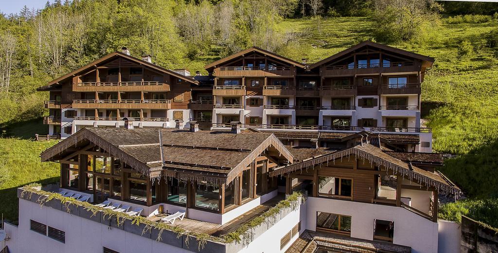 Résidence - Les Grandes Alpes La Clusaz Esterno foto