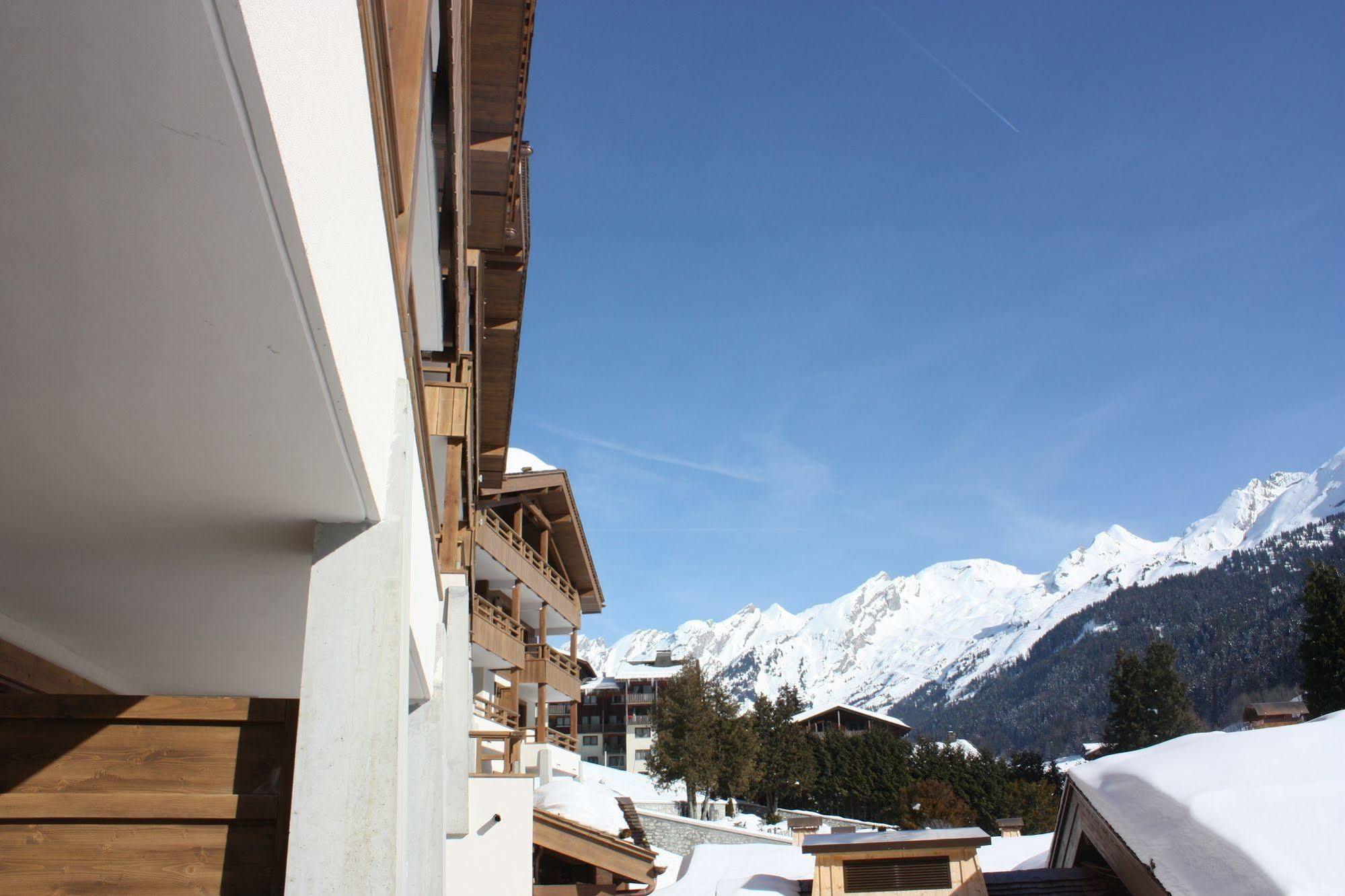 Résidence - Les Grandes Alpes La Clusaz Esterno foto